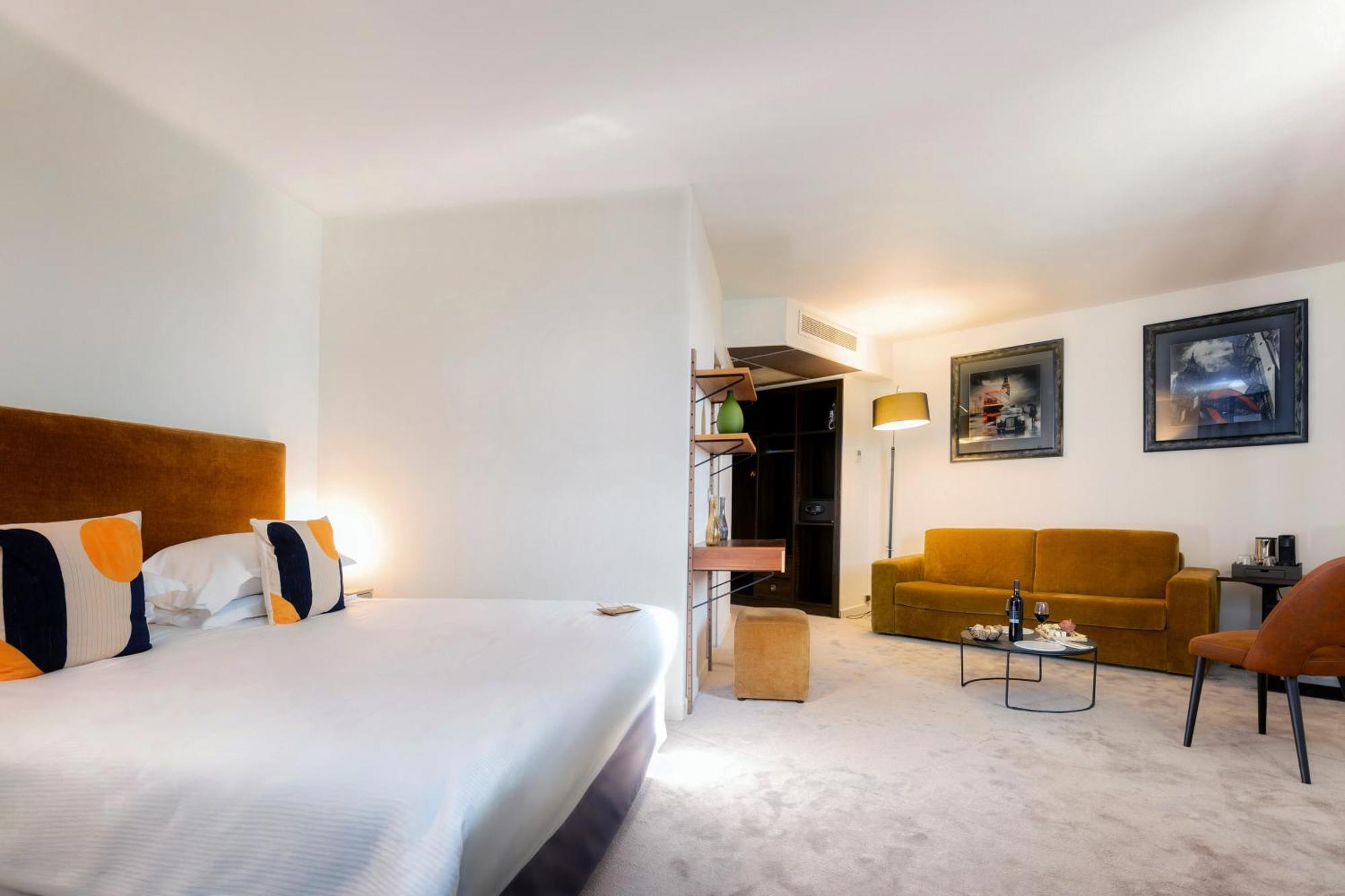 Junior King Suite,1706390815:JPEG